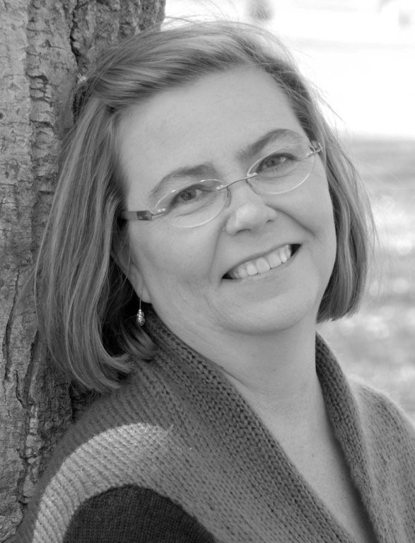 Author Lynn Dove