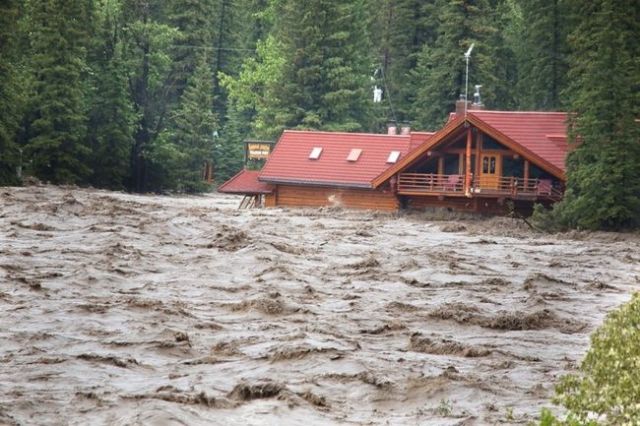 Bragg Creek Trading Post