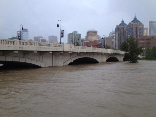 calgary-flood-1